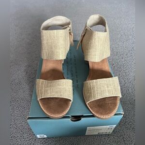 Tom’s heeled sandals